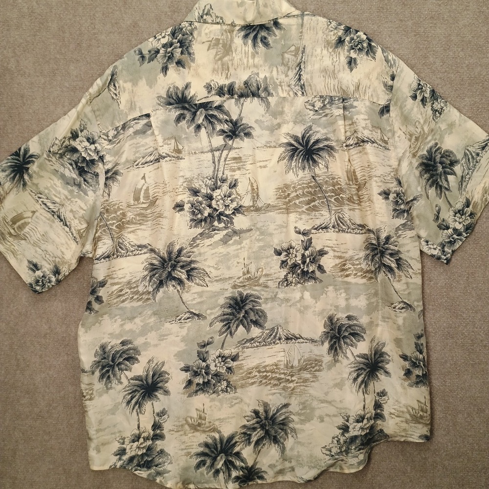 Roundtree Yorke Men's XL Short Sleeve Shirt Silk Hawaiian Button Green - Picture 6 of 6